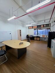 Kallang Place (D12), Factory #593485001